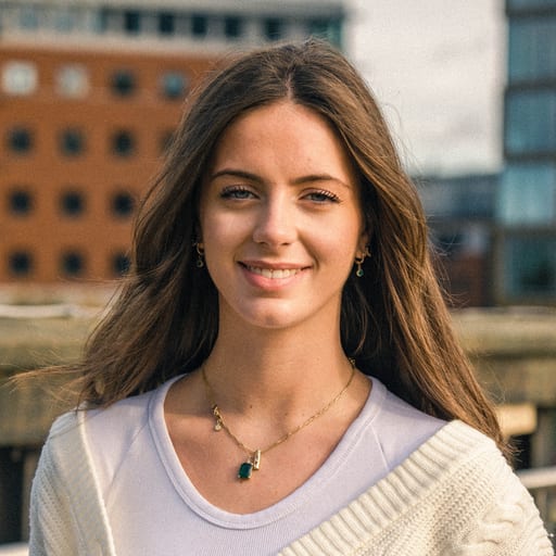 Bella Coppock, Marketing & Account Management at 21 Degrees Digital.